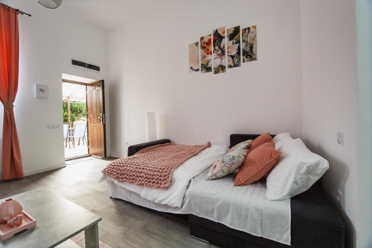 אורדאה Stunning, Newly Renovated Central Apartment מראה חיצוני תמונה